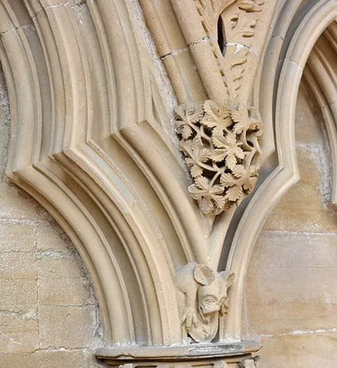 Hop Arch Springing